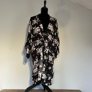 Spiritual Gangster Tie robe NWOT